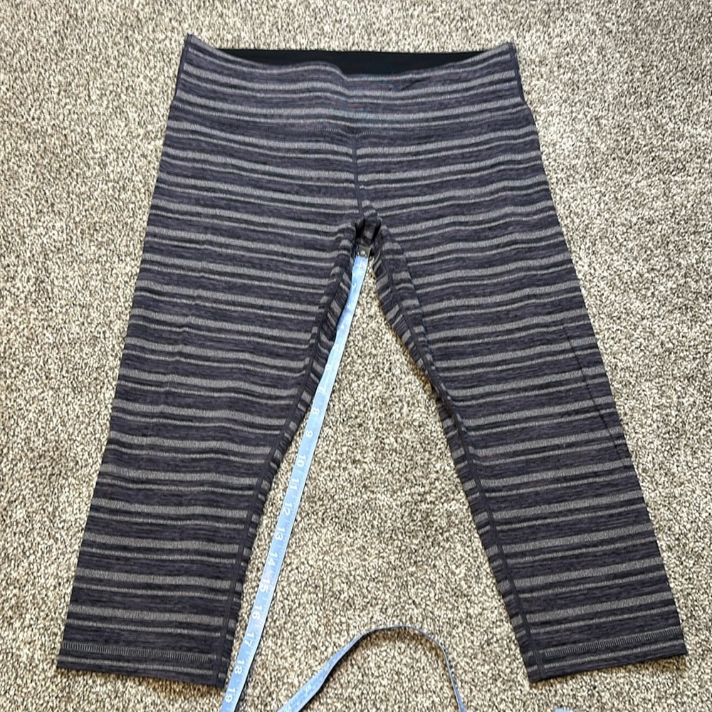 Lululemon Vintage Wunder Under Crop 12